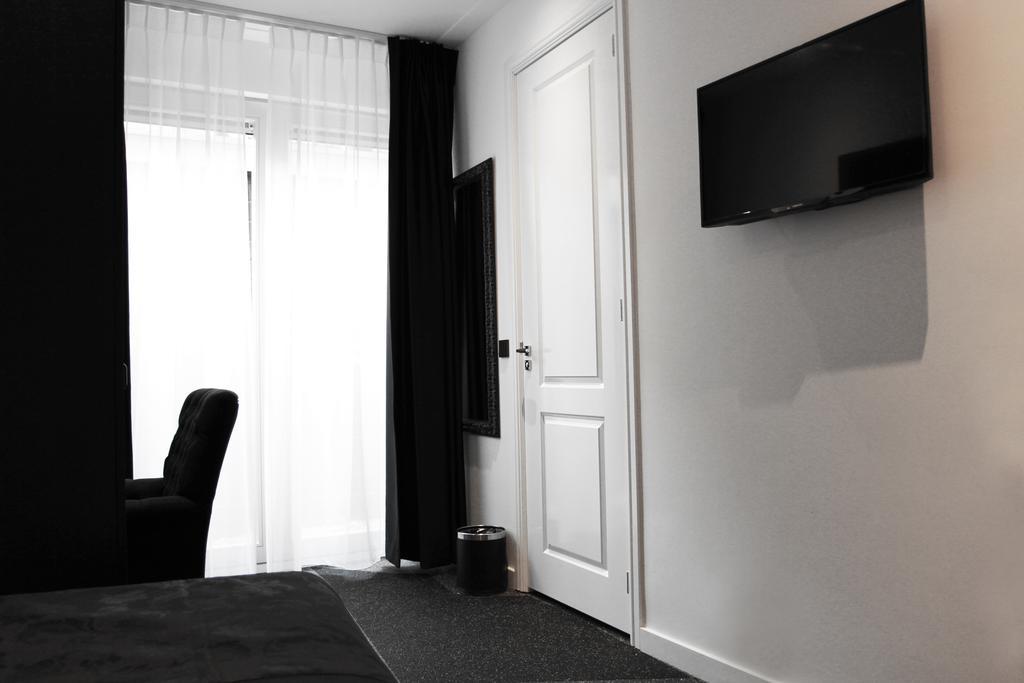 Small Single Room
