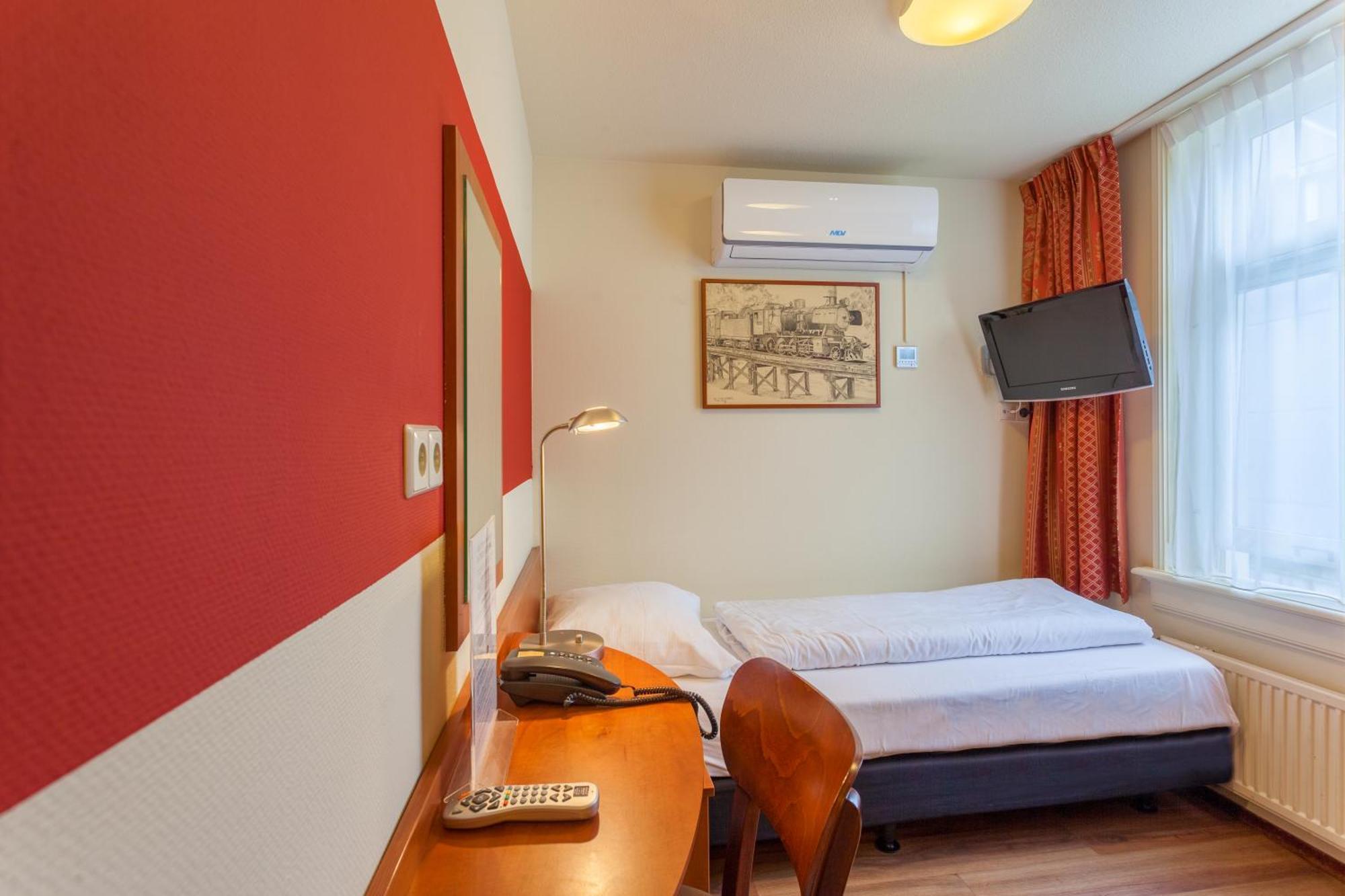 Single Room,1284417049:JPEG