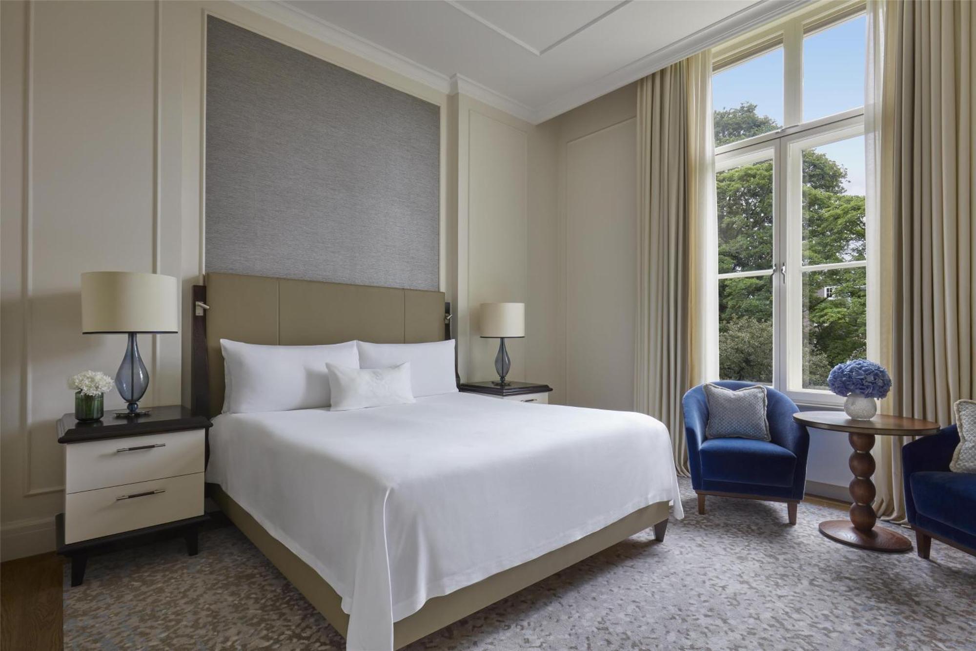 Grand Premier King Room