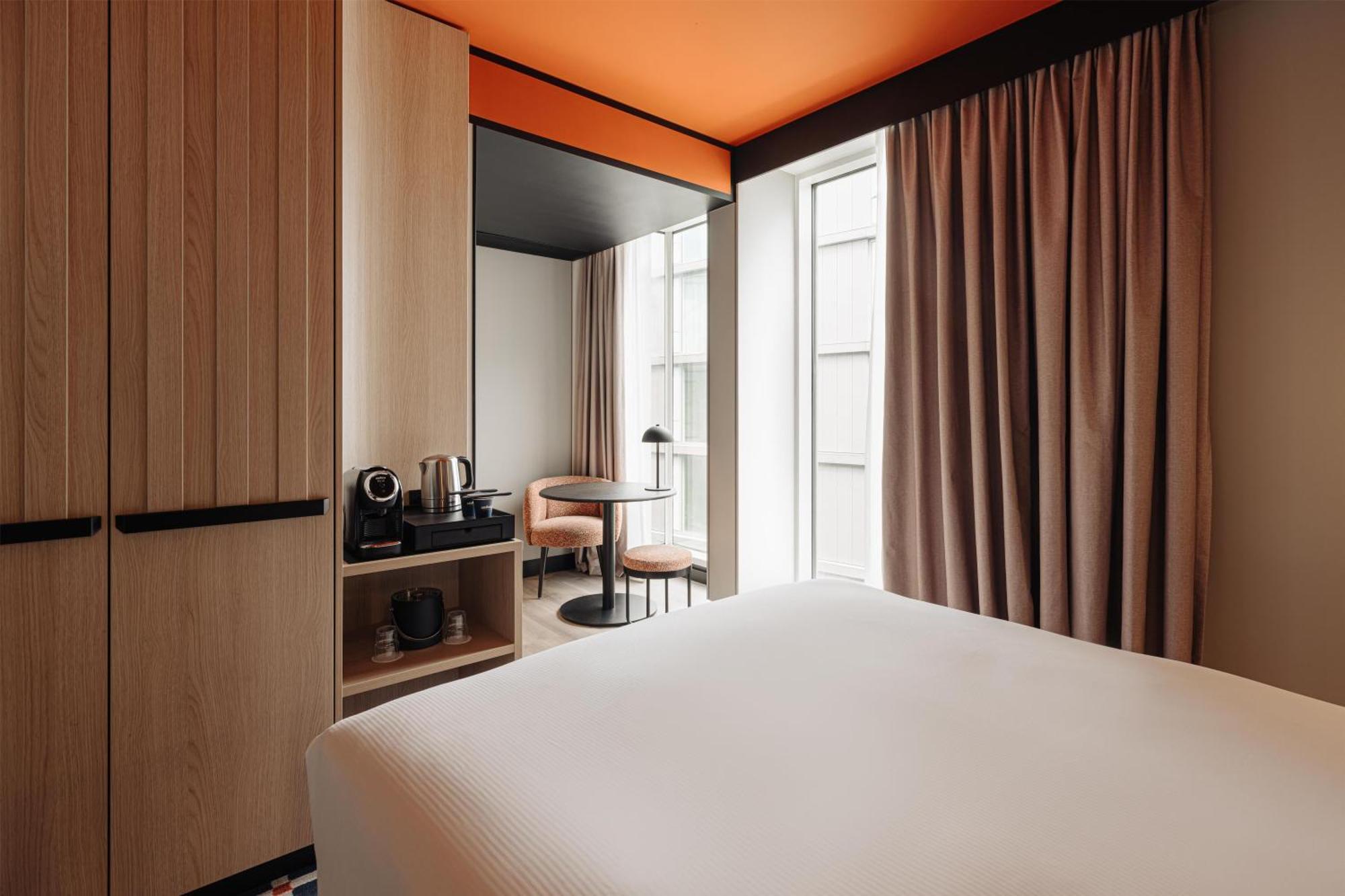 King Room Courtyard View