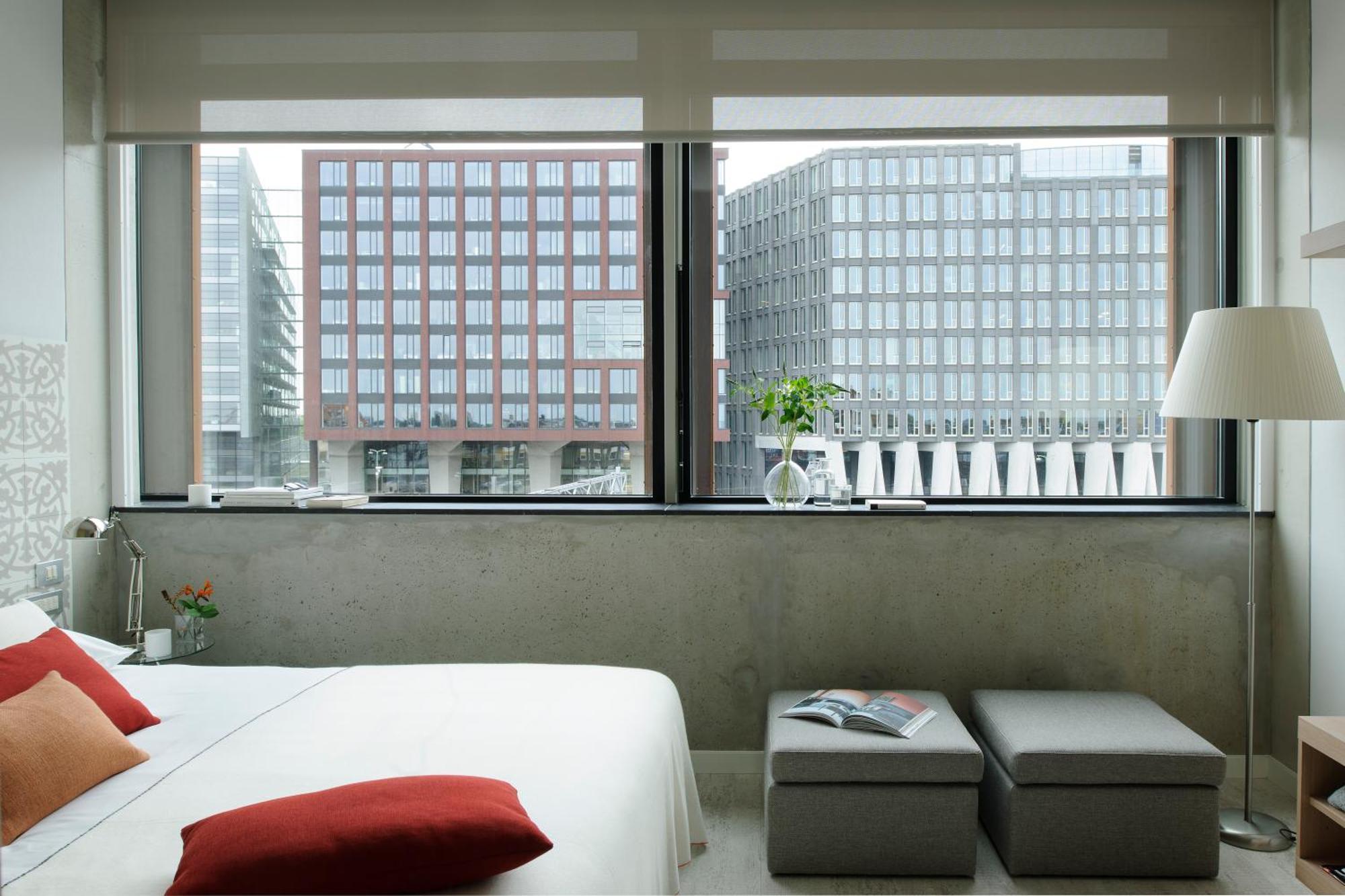 One-Bedroom Apartment City Side