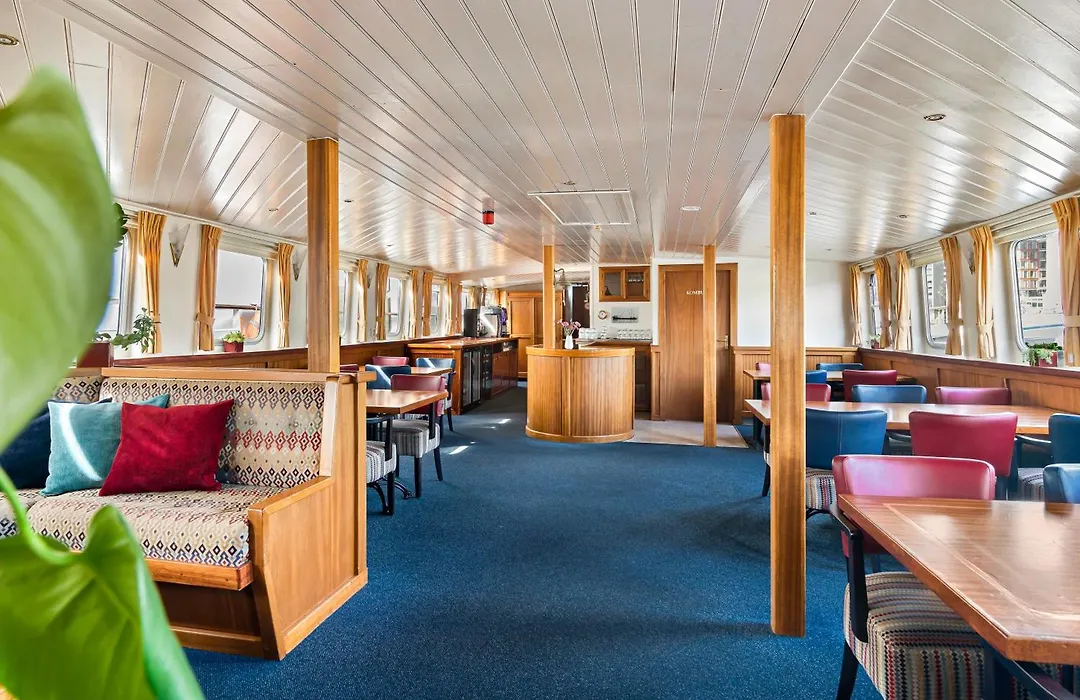 Botel Liza Marleen-1