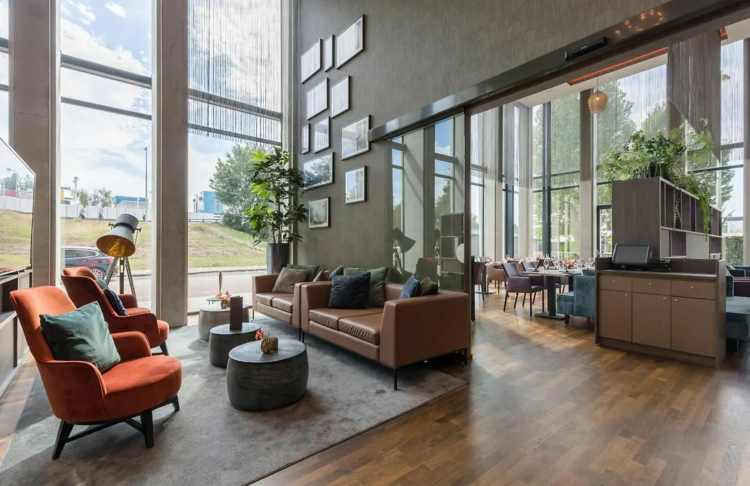 Leonardo Royal Hotel Amsterdam-1