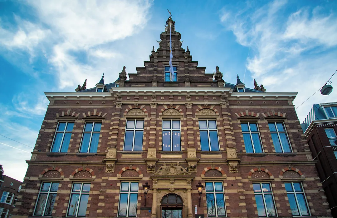 Pestana Amsterdam Riverside-1