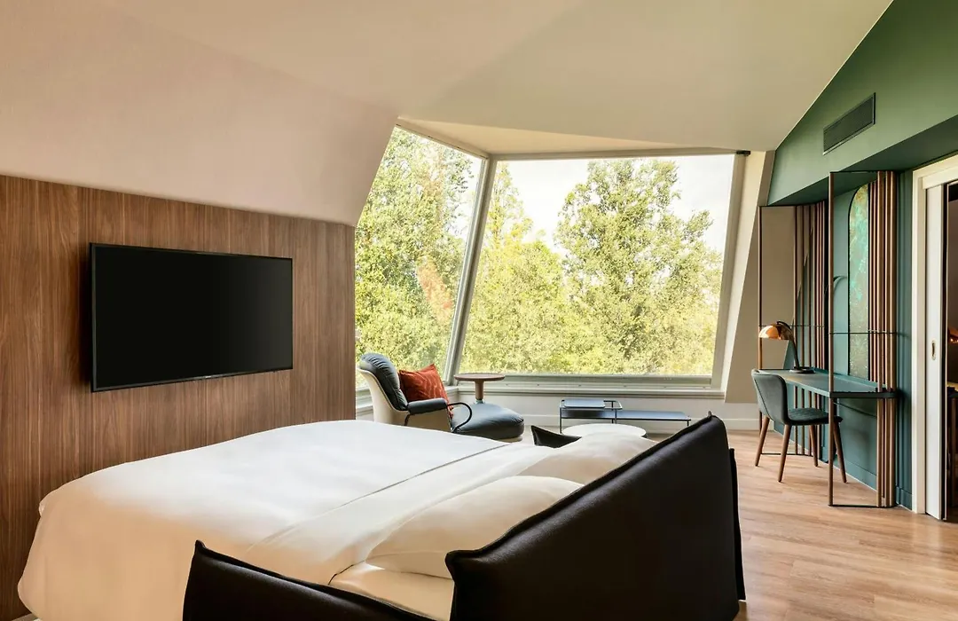 Renaissance Amsterdam Hotel-1