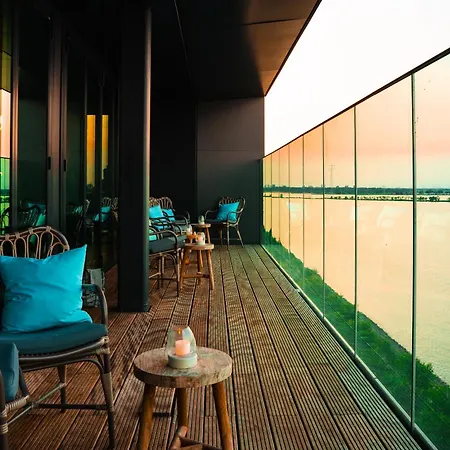Four Elements Hotel-2