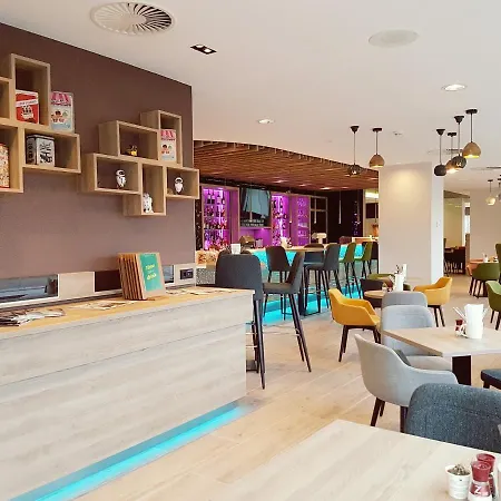 Holiday Inn Amsterdam-3